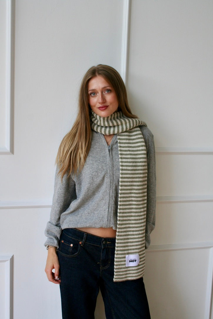 The Lorelai Scarf - Pistachio & Cream