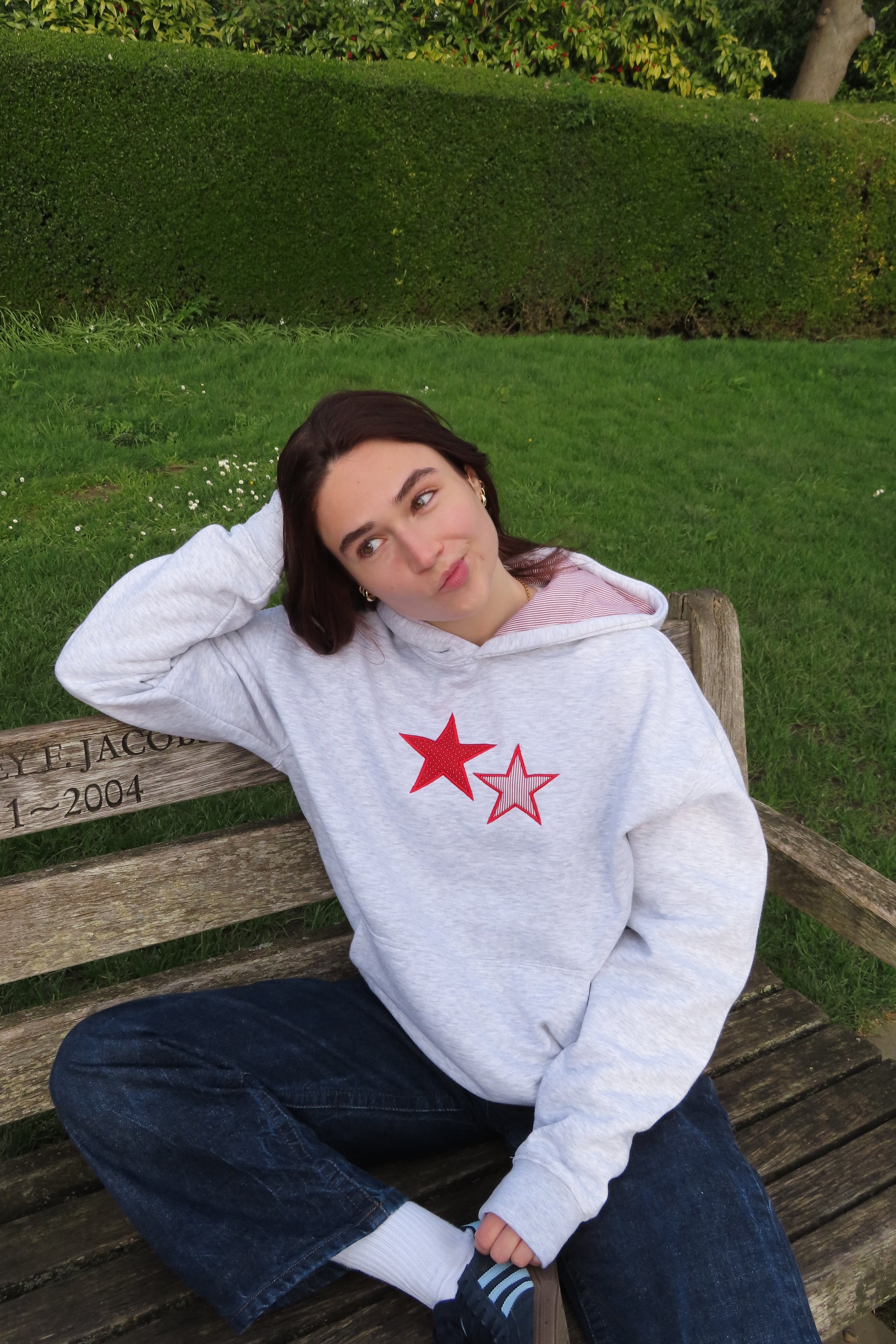 The YLH Star Hoodie - Red